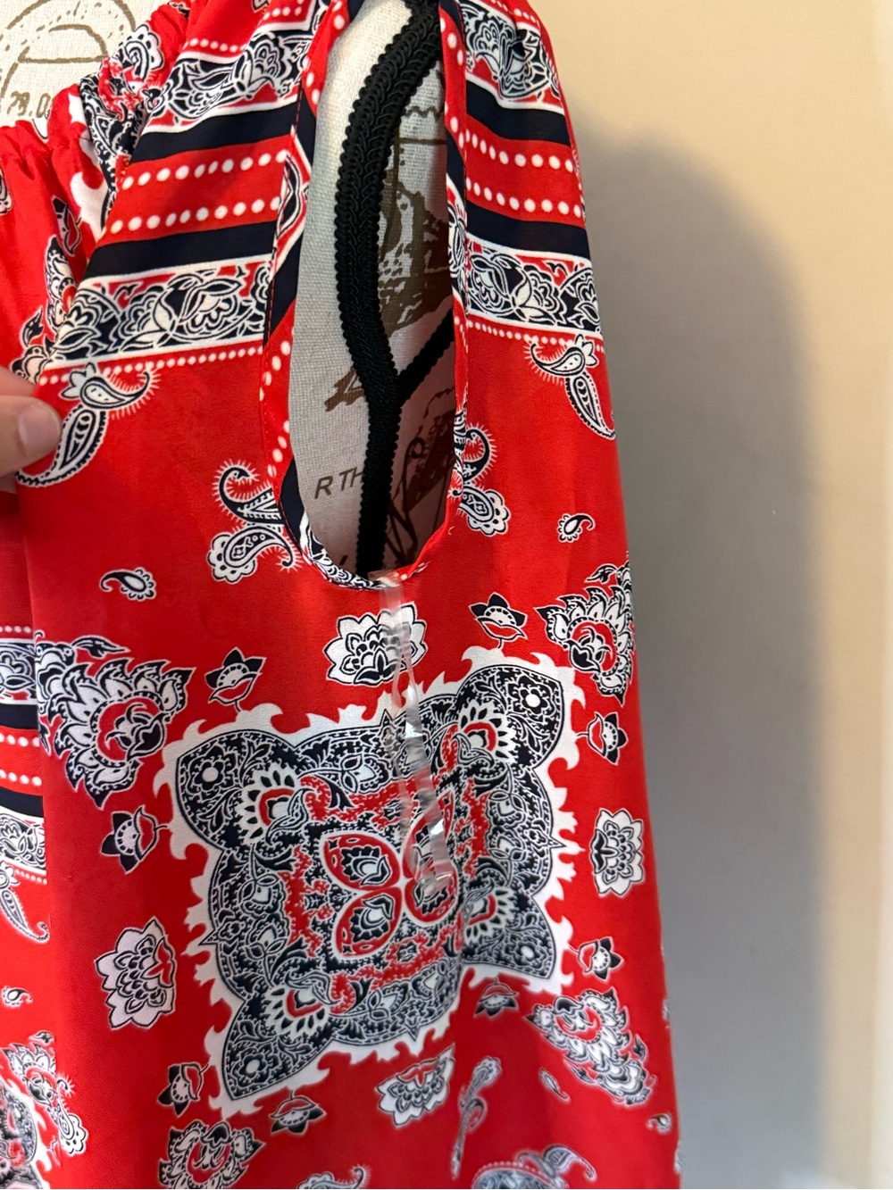 NEW - Cato Red Bandana Print Peasant Tunic - Size 14/16W - Picture 5 of 7